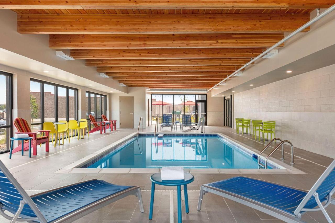 Home2 Suites By Hilton Milwaukee West West Allis Eksteriør billede