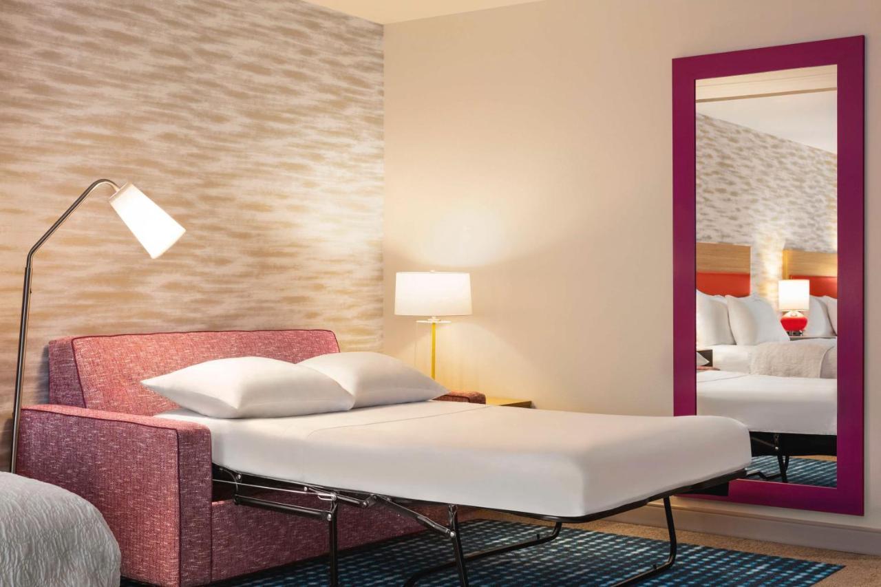 Home2 Suites By Hilton Milwaukee West West Allis Eksteriør billede